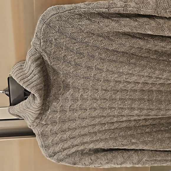 💕FAVORITE DAUGHTER💕 Masha Cable Knit Turtleneck Sweater Storm Cloud Grey L NWT - Picture 14 of 16